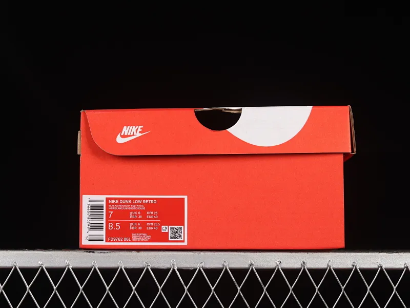All categories Nk SB Dunk series Nk SB Dunk Low low-top sneakers Nk Dunk Low white, black and red color matching SB low-top sports and leisure sneakers FD9762-061